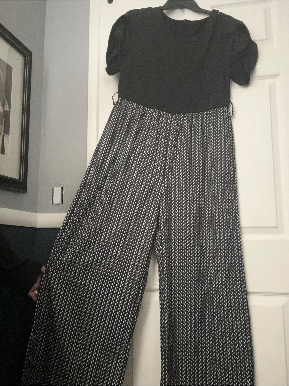 SHEIN Black Top with Black & White Patterned Wide-Leg Jumpsuit